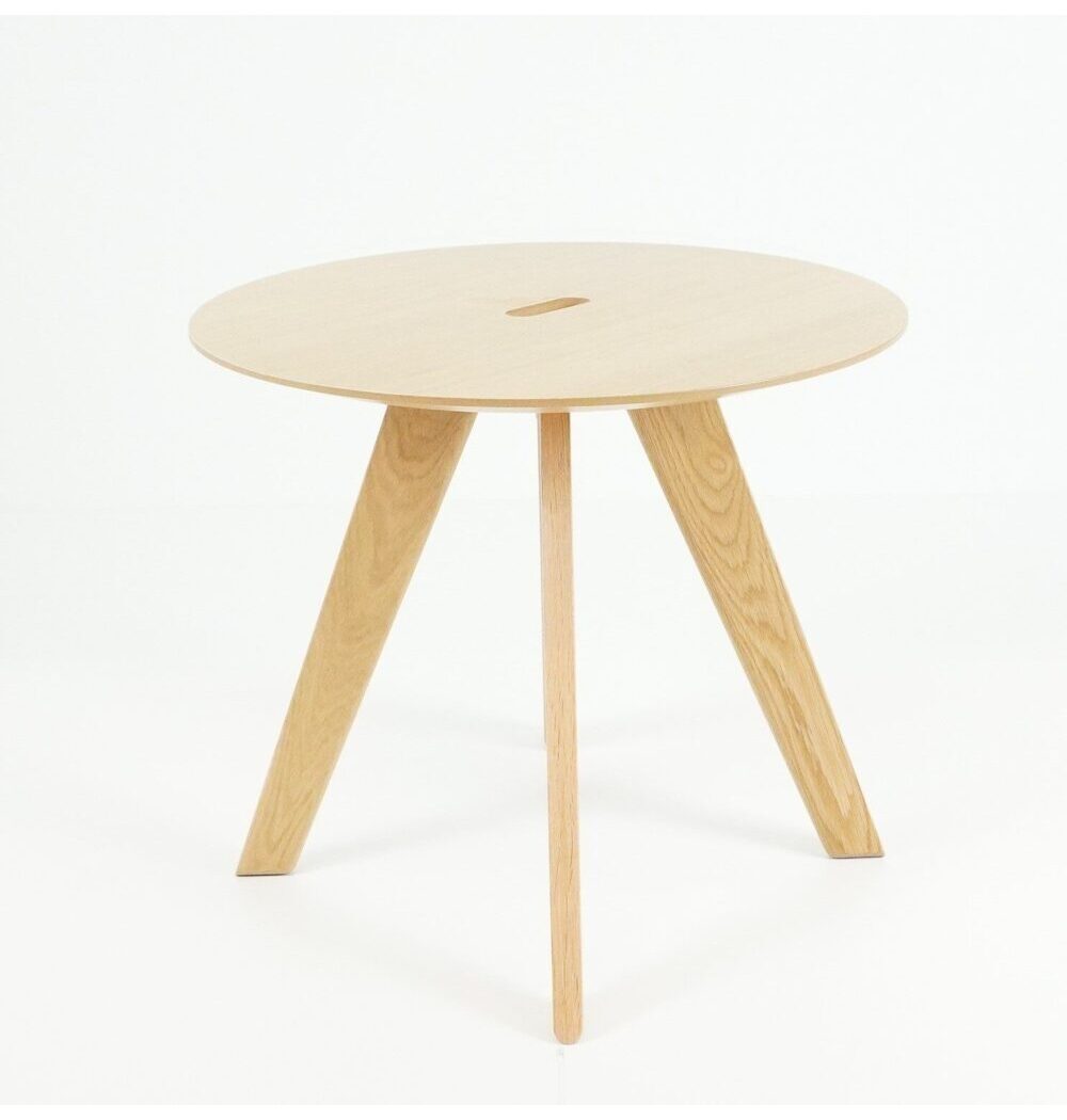 Tisch aus Holz, D60
